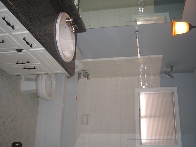 Building Photo - This Home is an Entertainer's Delight on Corner Lot!