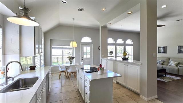 Building Photo - 2605 Royal Troon Dr
