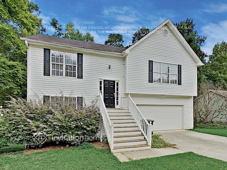Primary Photo - 1045 Hunters Oak Trail