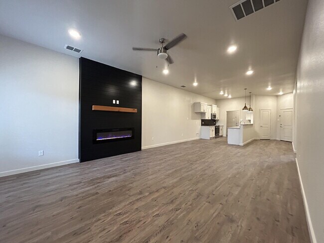 Building Photo - 7006 40th St