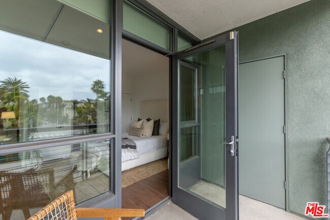 Building Photo - 13045 Pacific Promenade