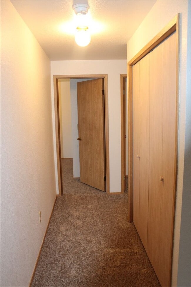 Building Photo - Waldangle, LLC