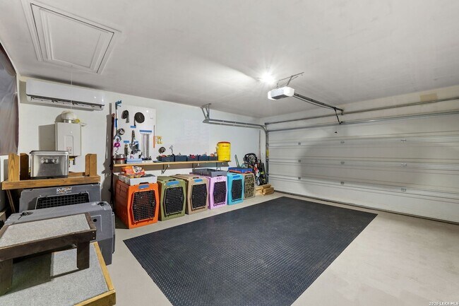 Building Photo - 6403 Ignacio Ct