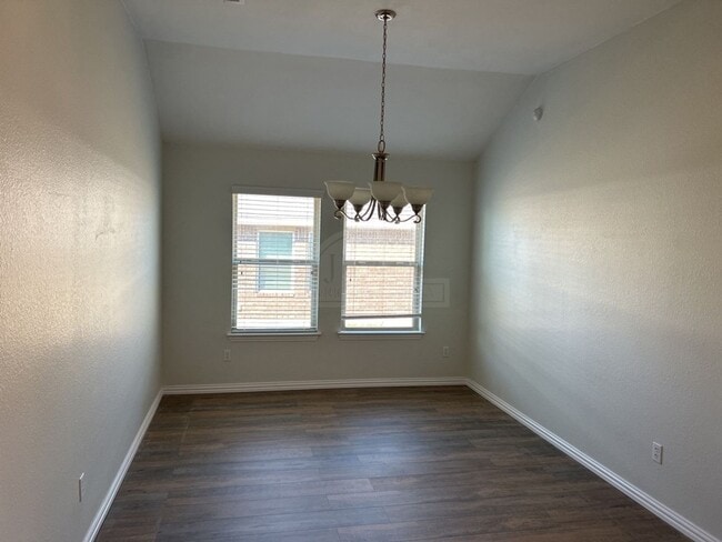 Building Photo - 6311 Serpentine Dr