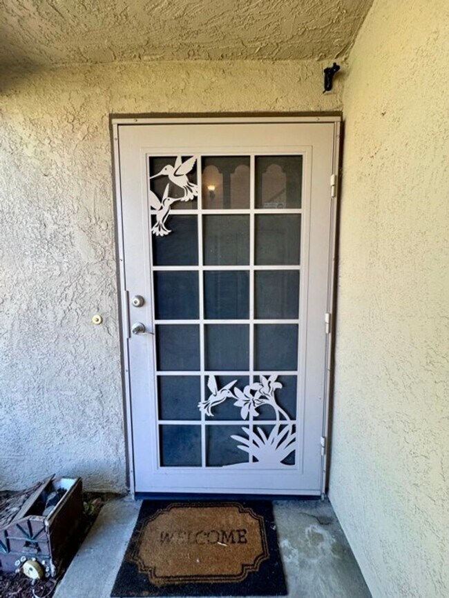 Building Photo - Spacious 5 Bedroom Home in Menifee Lakes w...