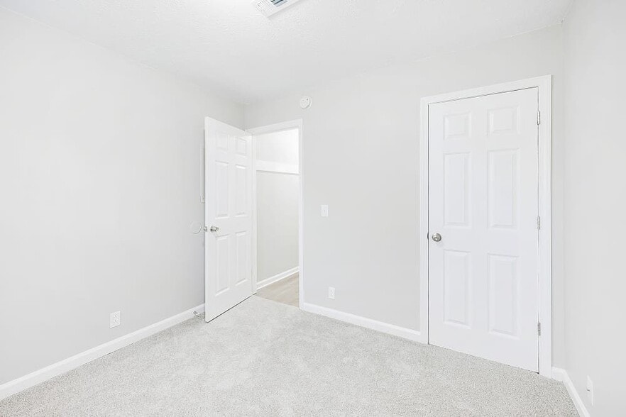 Building Photo - 607 Brentmeadow Cir