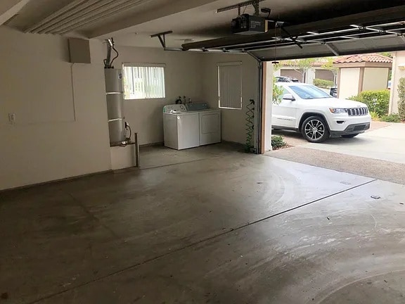 Building Photo - 10266 Wateridge Cir