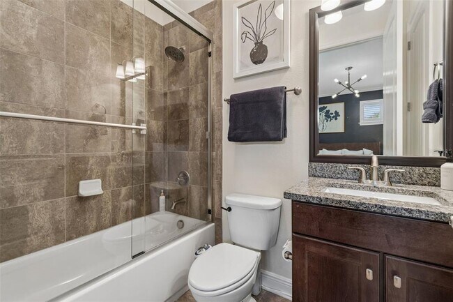 Building Photo - 426 S Lincoln Ave