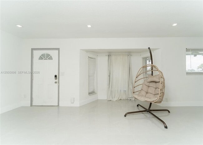 Building Photo - 2260 Charleston St