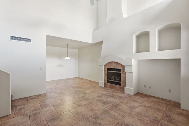 Building Photo - 630 Harvill Dr
