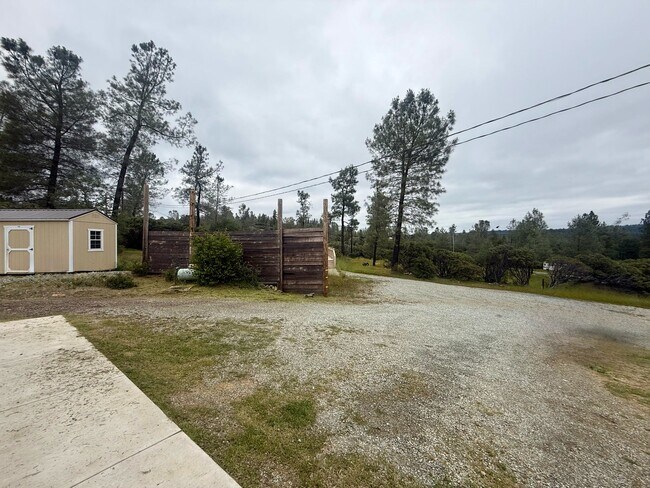 Building Photo - 14555 E Van Tam Way