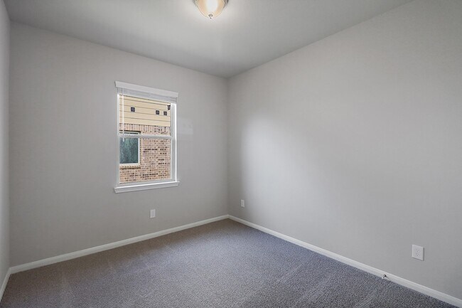 Building Photo - 8431 Moonlight Bay Cir