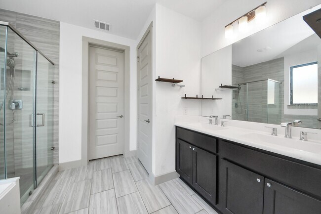 Building Photo - 1567 Harvest Vine Ct