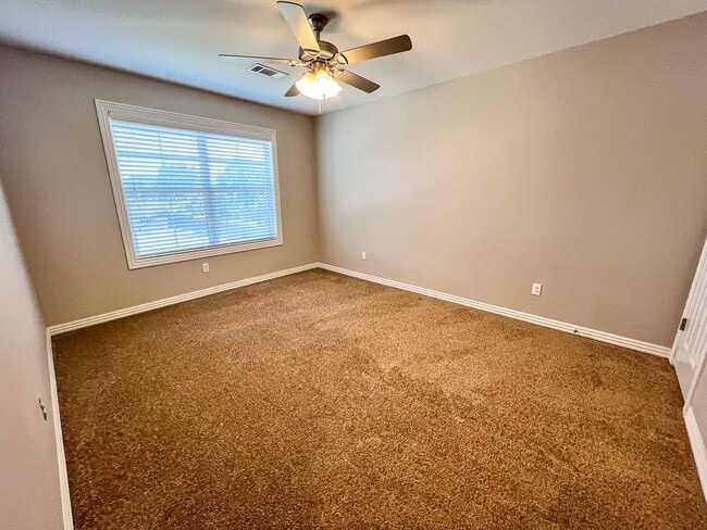 Building Photo - 6705 MARIBETTE RD