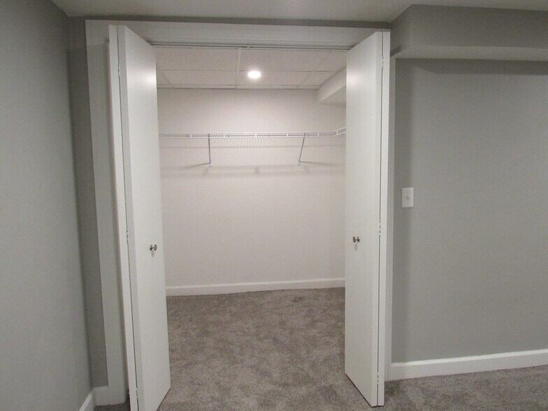 Building Photo - 5213 12th Ave