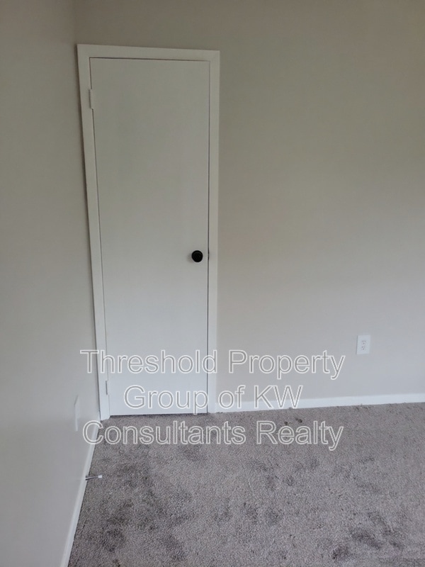Building Photo - 7964-7966 Goldsmith Drive - 7966