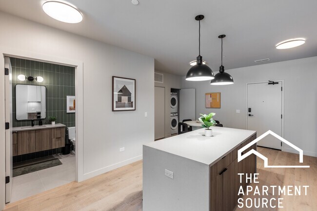 Building Photo - 1706 Sherman Ave