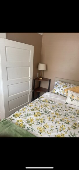 Building Photo - 1231 18th St