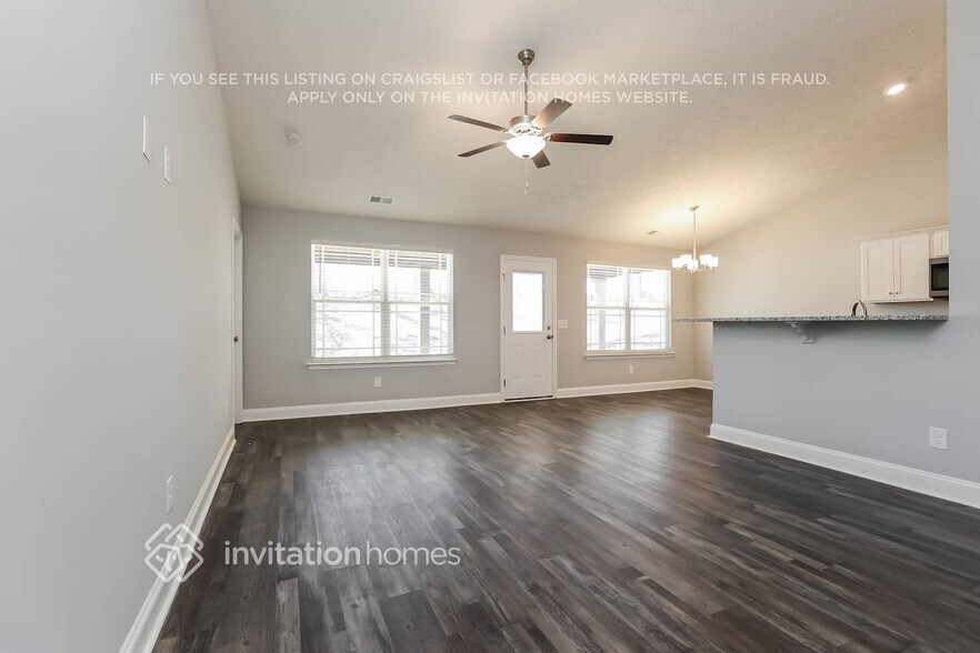 Building Photo - 263 Green Hills Dr