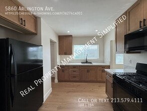Building Photo - 5860 Arlington Ave