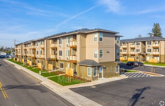 Building Photo - 3210 Silverton Rd NE