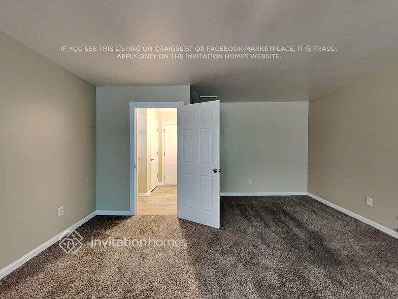 Building Photo - 5213 Summer Brooke Ct