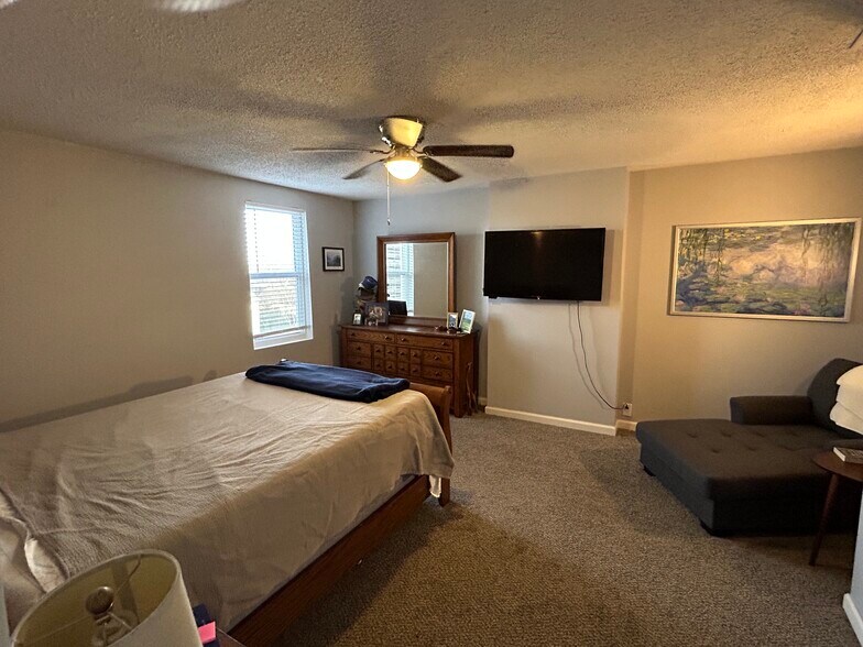 Bedroom 3 - 2604 S Compton Ave