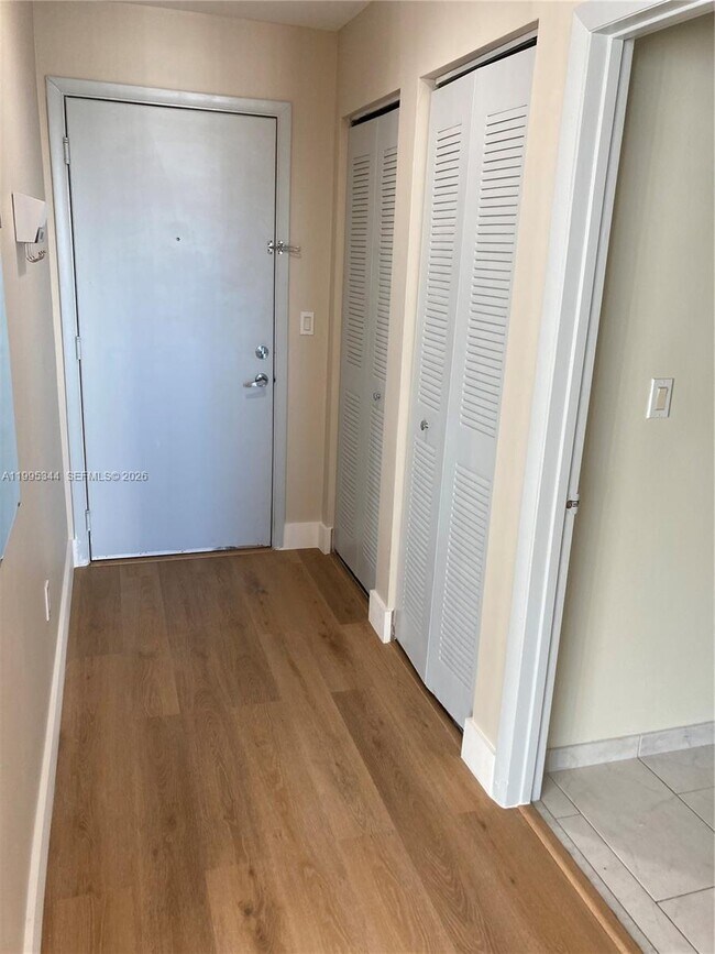 Building Photo - 133 NE 2nd Ave