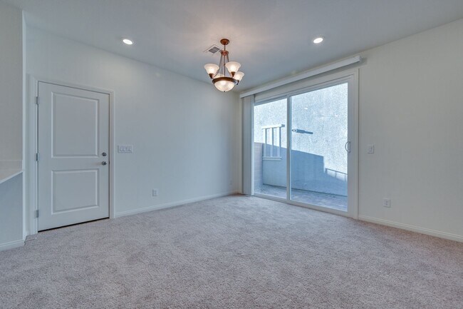 Building Photo - New House!!! Inspirada!!! Across from future Community Pool/Park!!! Tankless water heater!!