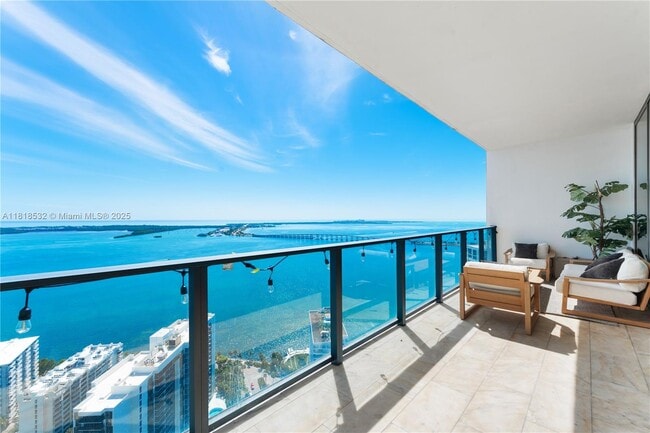 Building Photo - 1451 Brickell Ave