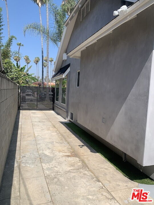 Building Photo - 4508 6th Ave