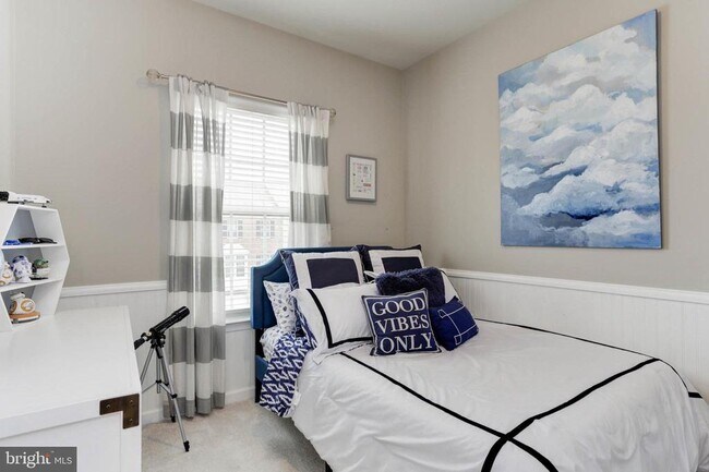 Building Photo - 7359 Matchbox Alley