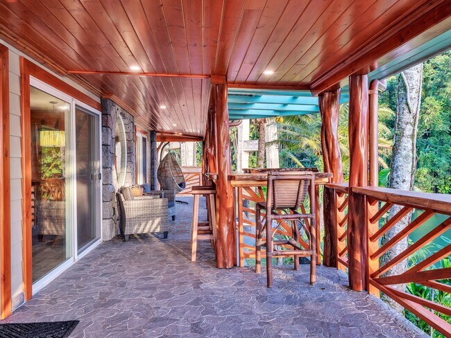 Building Photo - Oceanfront Estate: The Honolii Hale