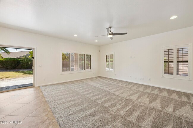 Building Photo - 18027 N 50th Pl