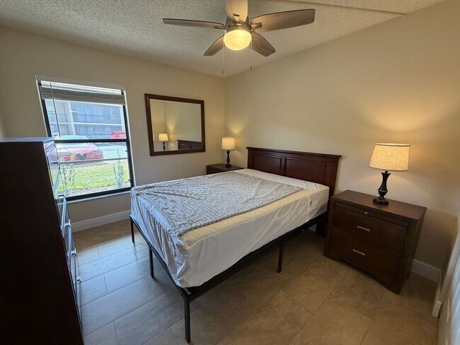 Building Photo - ANNUAL RENTAL - FURNISHED 1 BED / 1 BATH CONDO AT MYSTIC GARDEN