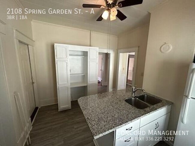 Building Photo - 2108 Spring Garden St