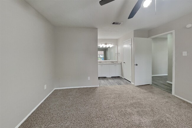 Building Photo - 4703 Fleming Downe Ln