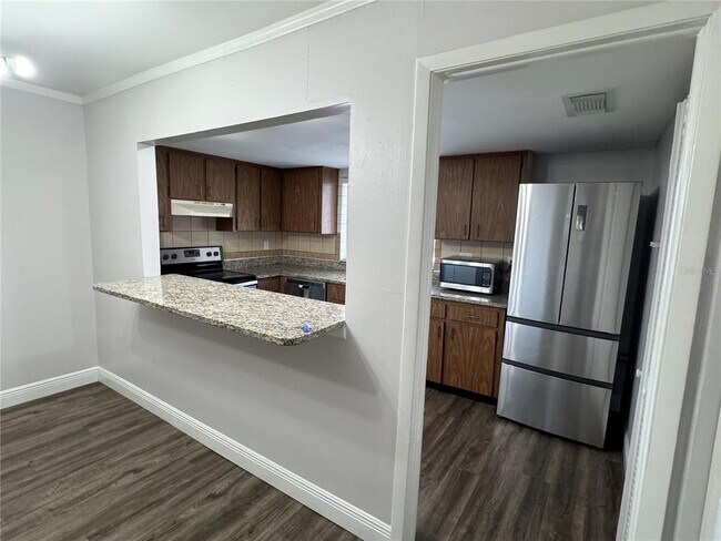 Building Photo - 8601 Huron Ct