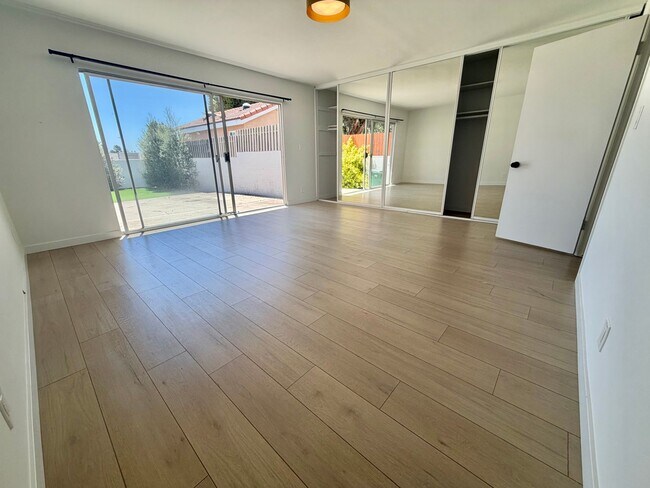 Building Photo - Hill Section 3BD Home with Large Backyard & Renovated Quartz Kitchen