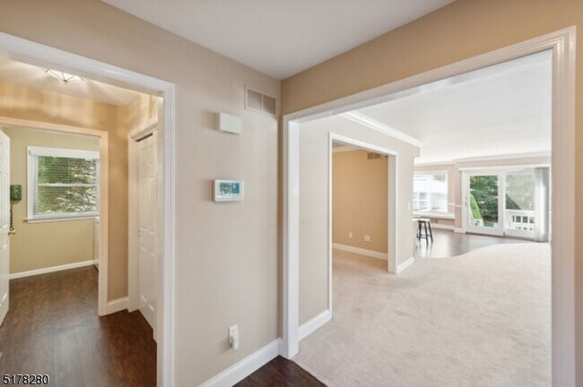 Building Photo - 408 Prospect Ave