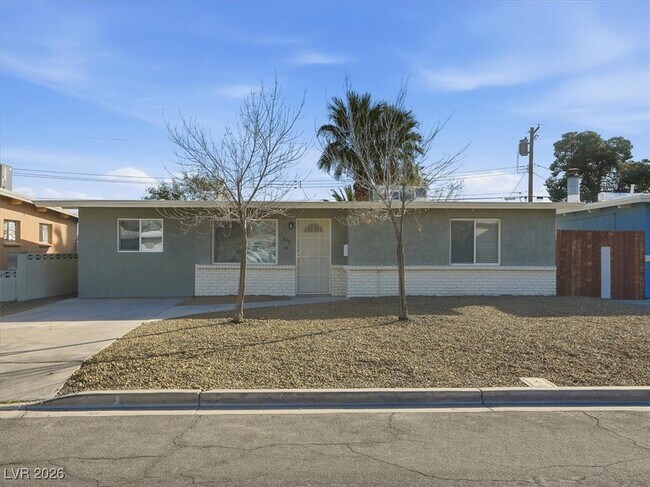 Building Photo - 608 Stanford St