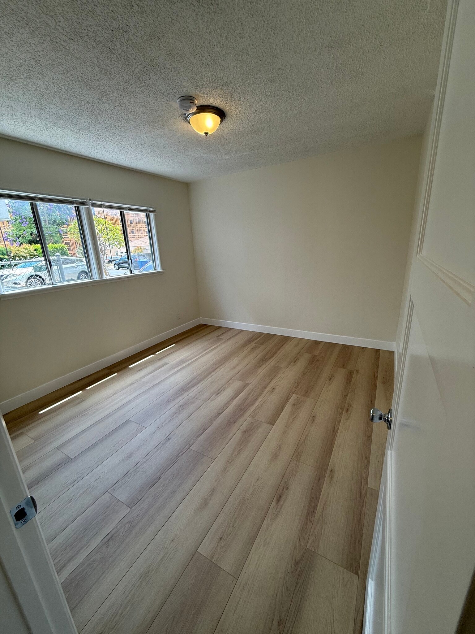 Building Photo - 5654 Case Ave