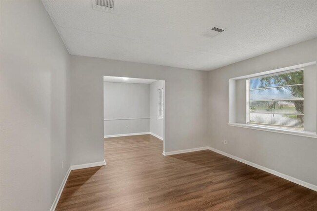 Building Photo - 12202 Cape Hyannis Dr