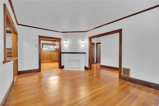 Building Photo - 610 Ashland Ave
