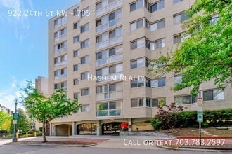 Building Photo - 922 24th St NW