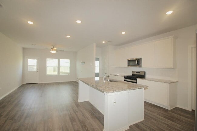 Building Photo - 23235 Spring Genesis Ln