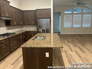 Building Photo - 2052 Stephanie Ave