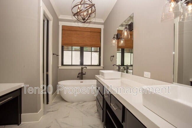 Building Photo - 1 Millington Ct