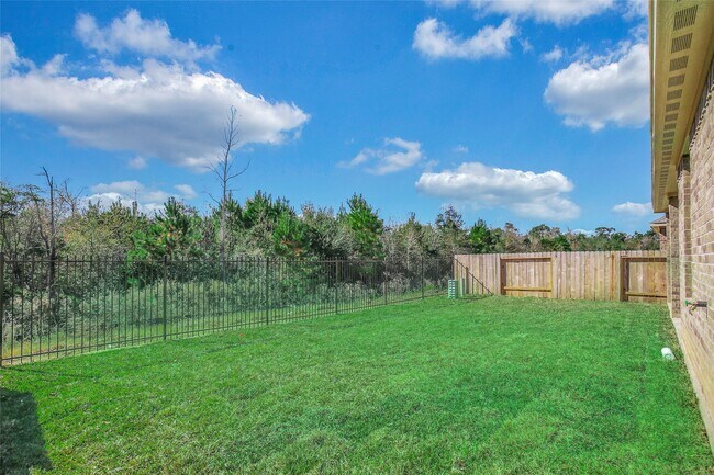 Building Photo - 4759 Creekside Hvn Trl