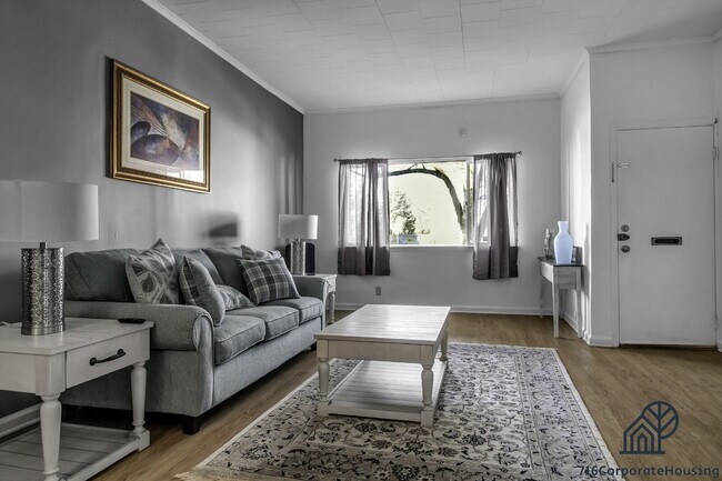 Building Photo - Furnished 2-Bedroom First-Floor Apartment Near Elmwood Village